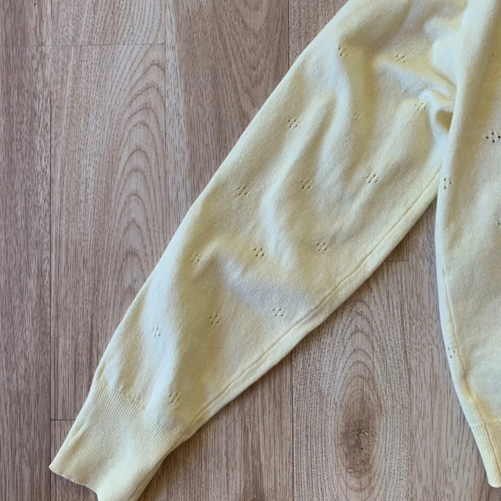 Super Cute Creamsicle Yellow Cardigan - Picture 3 of 10